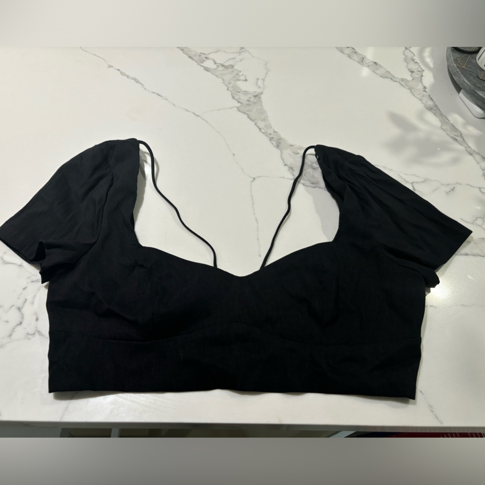 Zara black top, size: medium, never worn/brand new